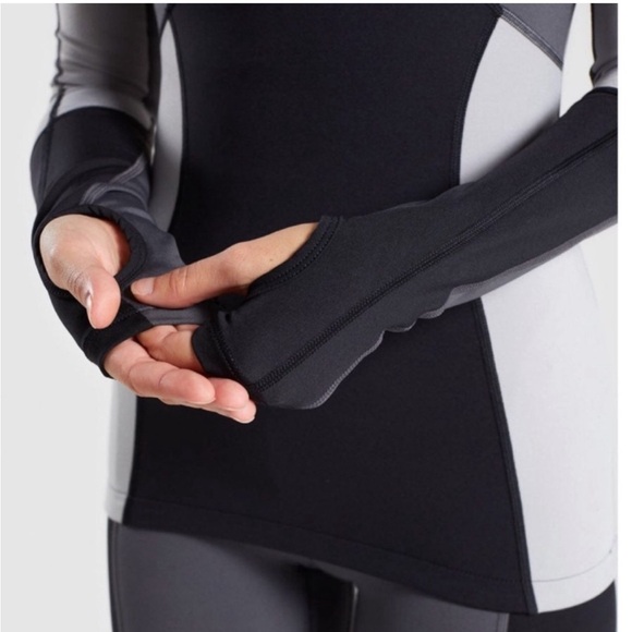 Gymshark black long sleeve - Picture 4 of 10